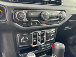 2025 Jeep Gladiator Willys